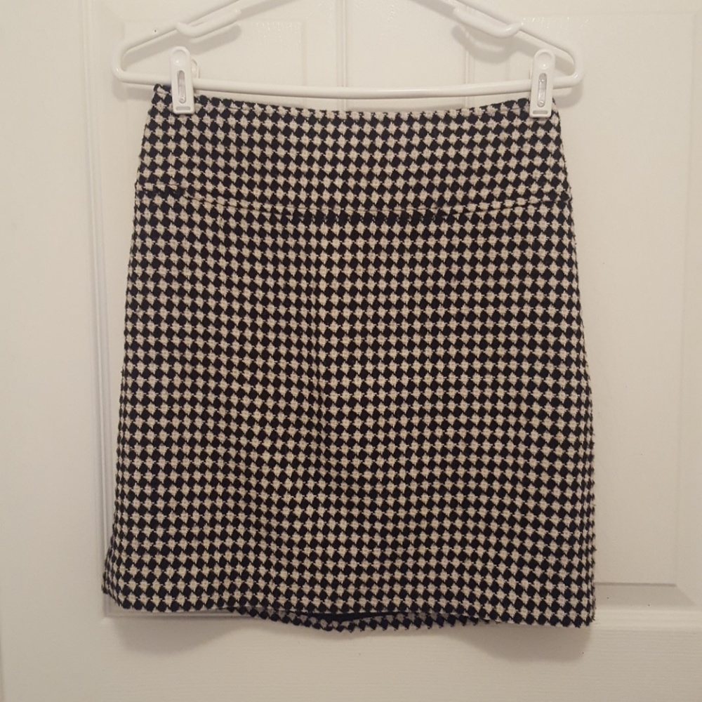 Talbots houndstooth skirt petite
